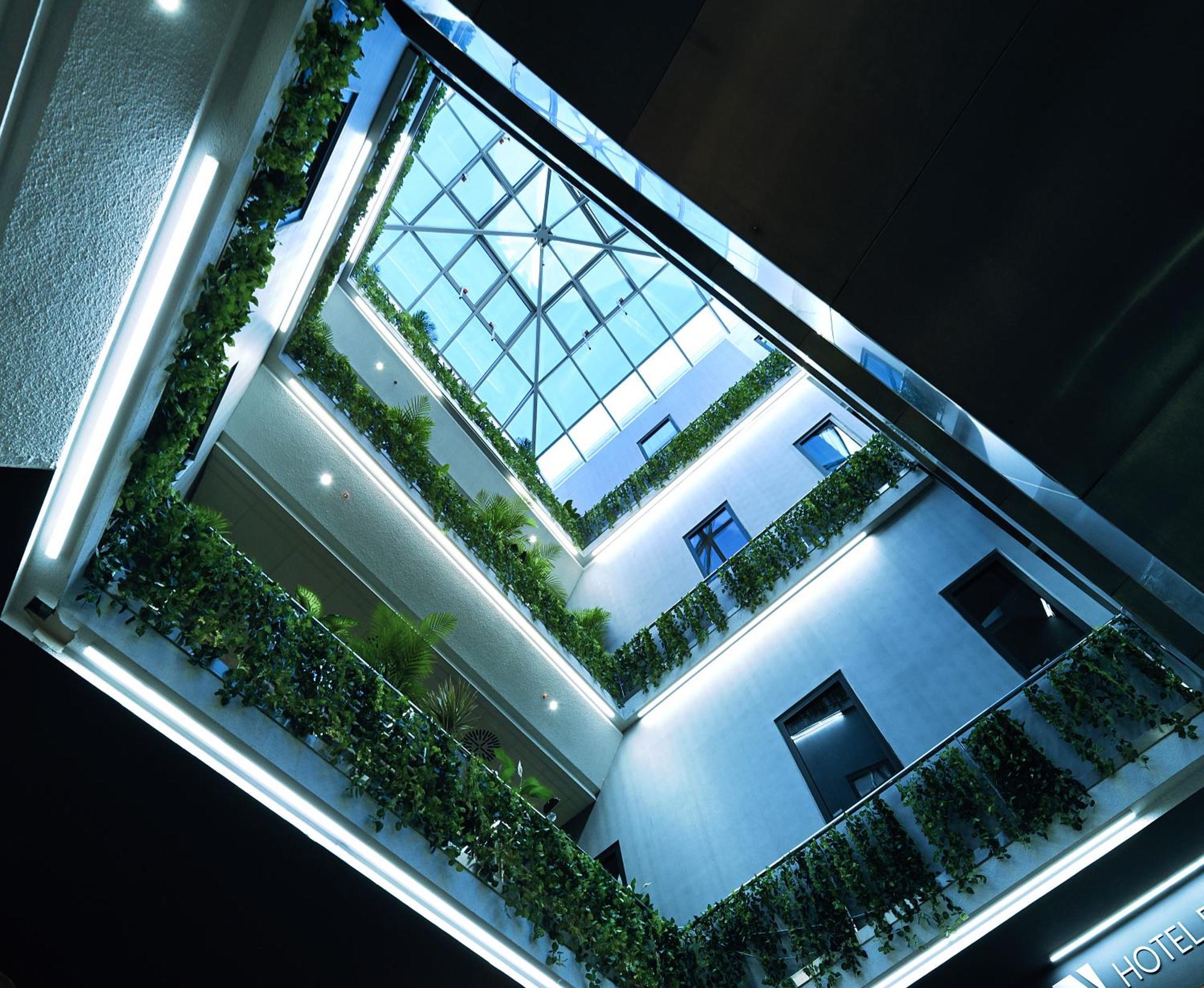 Fashion City Hotel Superior Budapeste Exterior foto
